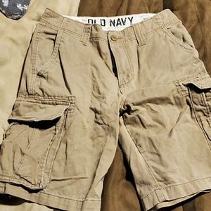 Old Navy Men's size 28 Tan Cargo Shorts